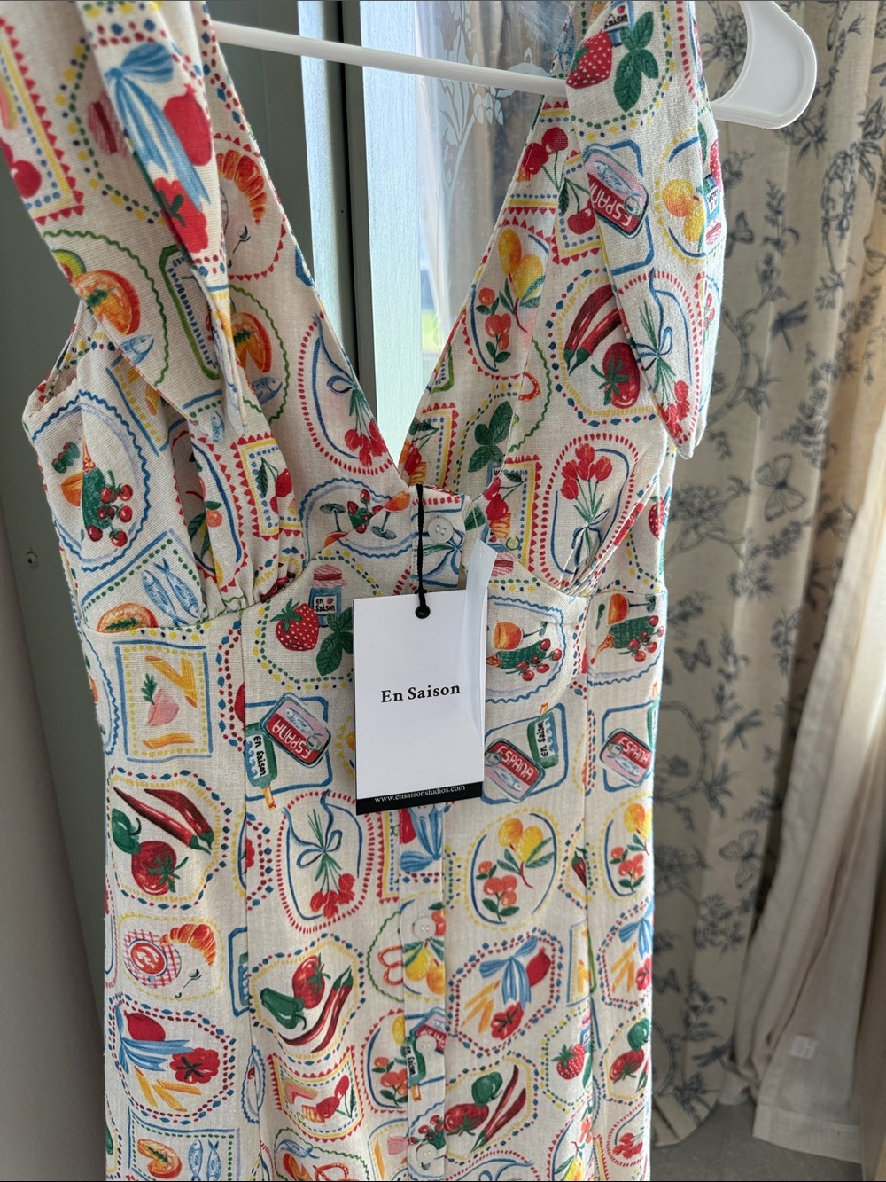 En Saison White Midi Dress with Multicolor Floral Patchwork - Picture 2 of 7